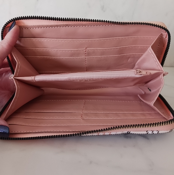 Boutique Plaid Design Wallet - Picture 7 of 7